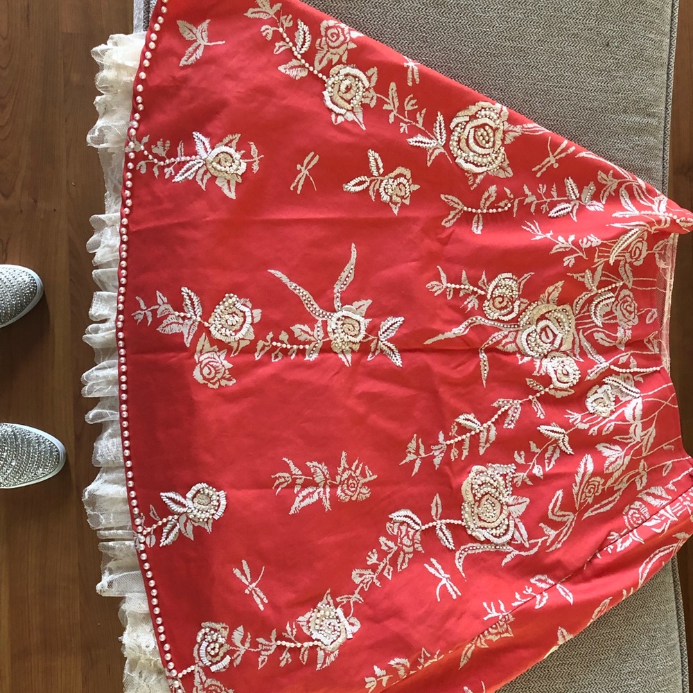 Beautiful Basil & Maude Beaded skirt w/lace